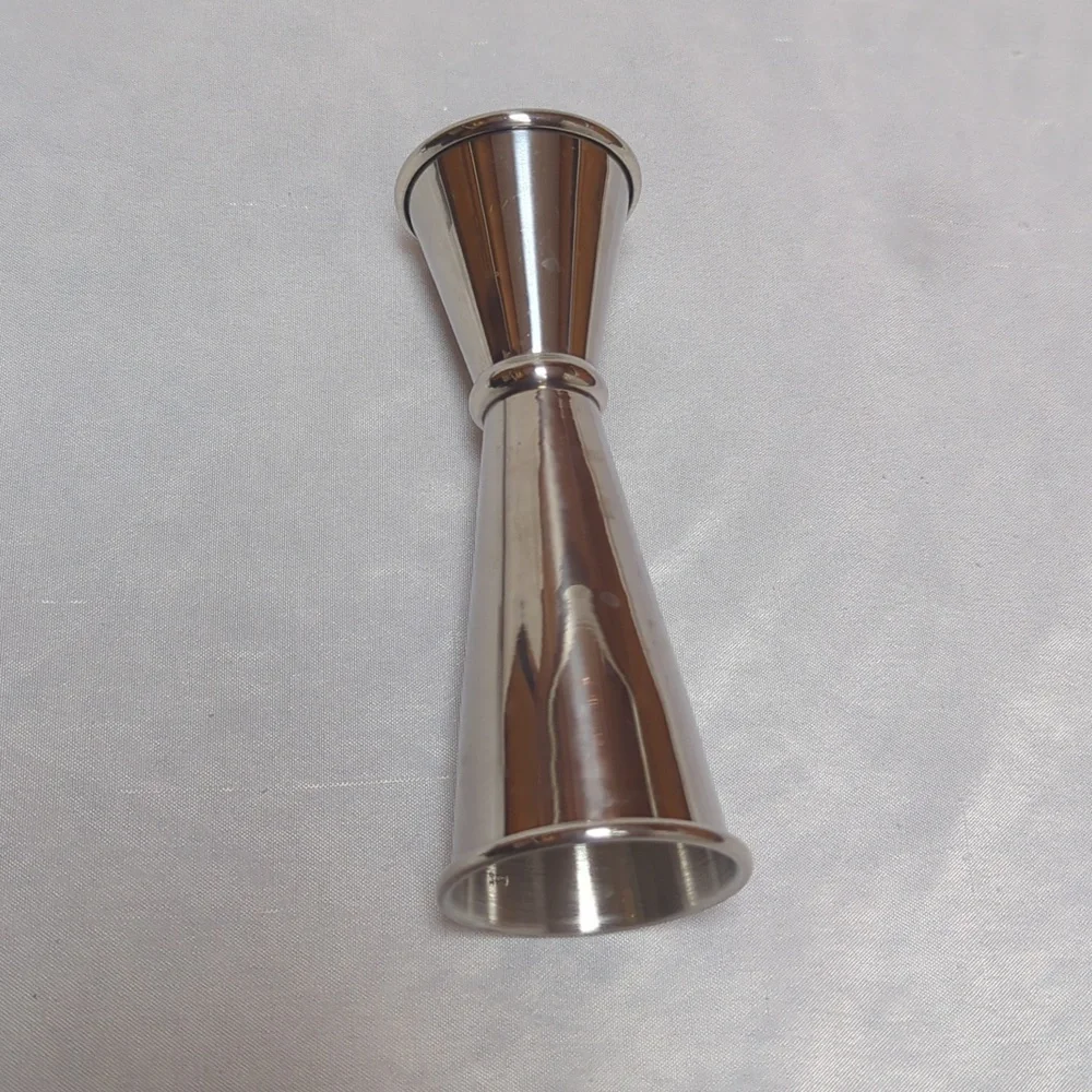 4 Piece Barware Set- 2 Pour Spouts, 1 Measuring Jigger .5 Oz To 2 Oz, 1 Tongs